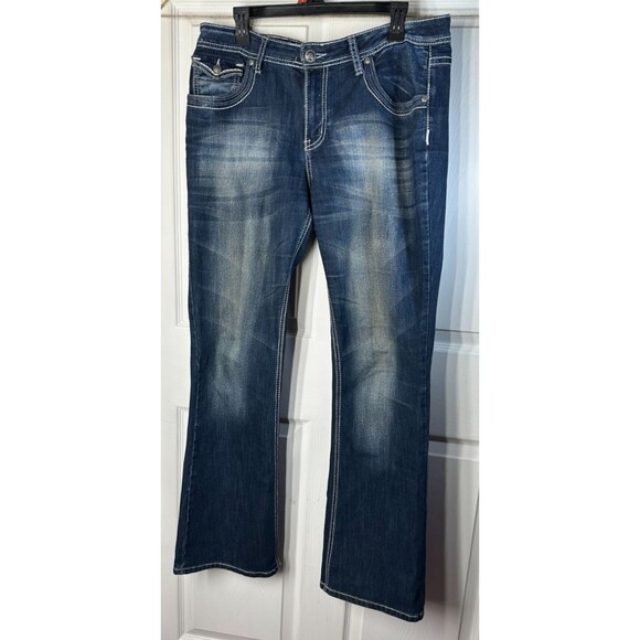 Love Nation Jeans Wm's Size 14 BootCut Med Wash W36 L32 R10 Embellished Pockets - Picture 1 of 16